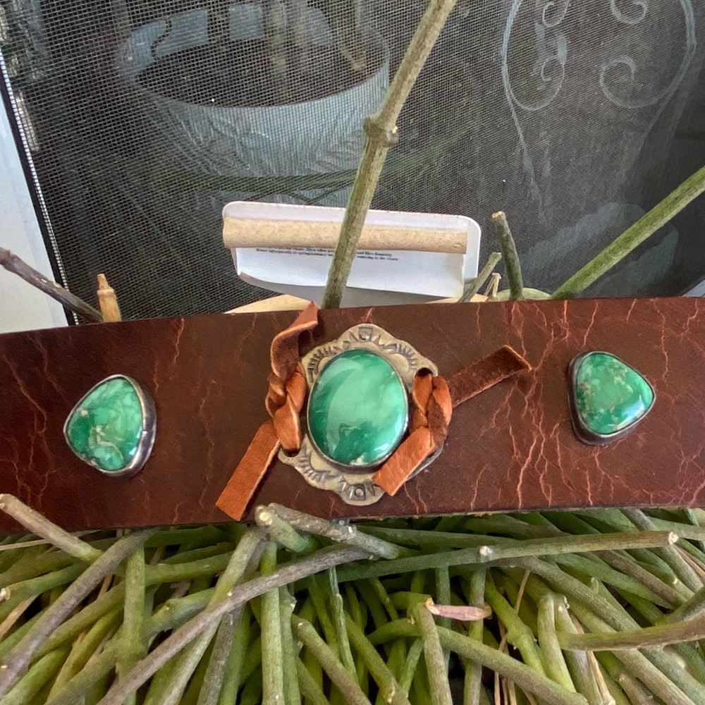 Broken Arrow Variscite Leather Cuff - Picture 7 of 12